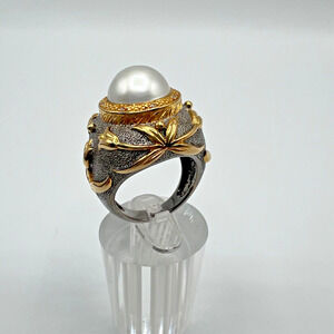 Estate Sterling Silver Ruthenium & Gold Wash Mabe Pearl Dome Ring - Size 7.5